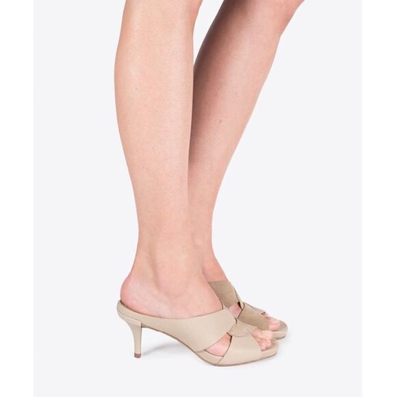 Pedro Garcia Womens Cely-V21 -
‘TWIST’ MIDI MULE size 38.5 - Picture 1 of 12